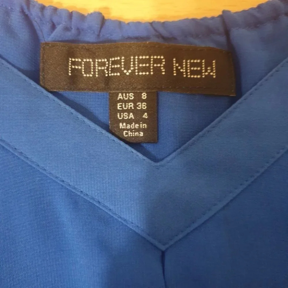 FOREVER NEW Blue V-Neck Layered Flowy Top AU-8 w/ Adjustable Spaghetti Straps - Picture 11 of 15